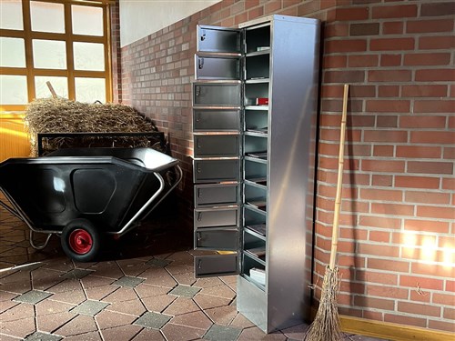 Armoire à passeport pour chevaux
