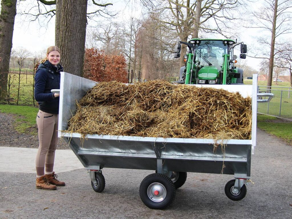 Container pour tracteur avec platine de verrouillage